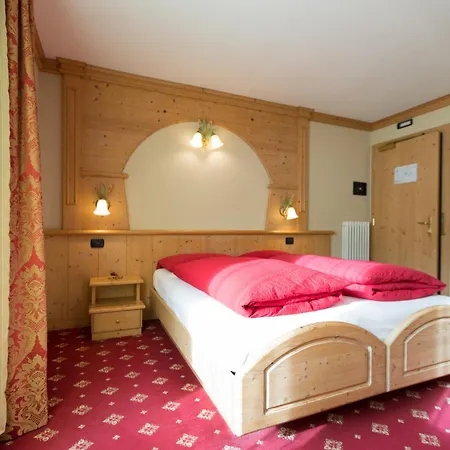 Champagne Hotell Livigno
