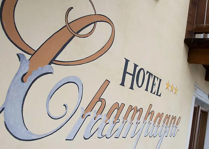 Hotell Champagne 3*